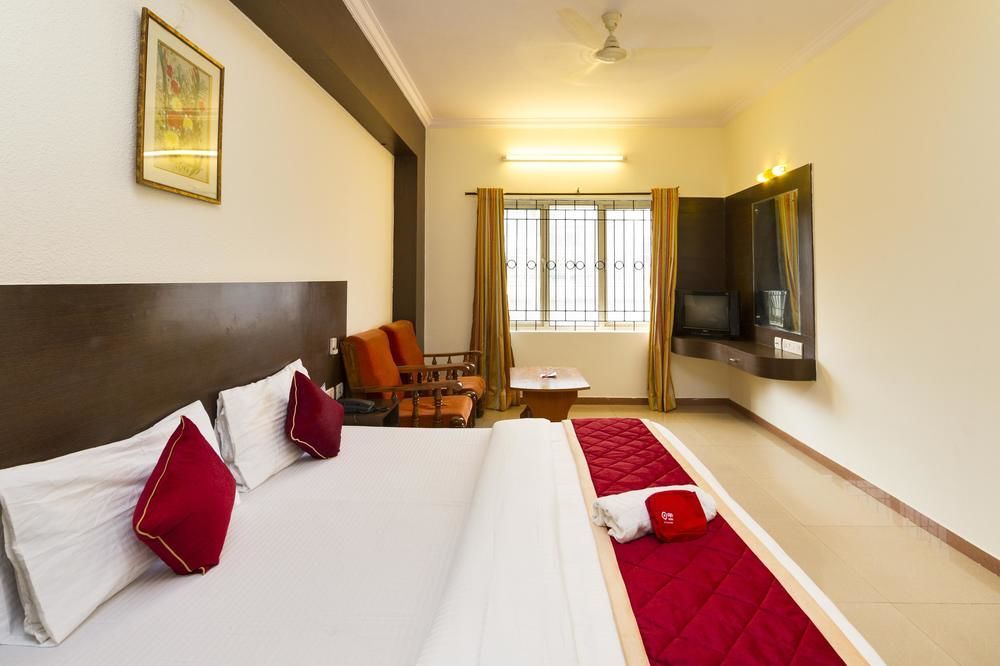 Oyo 649 Hotel Ajantha Trinity Inn Bangalore Bagian luar foto