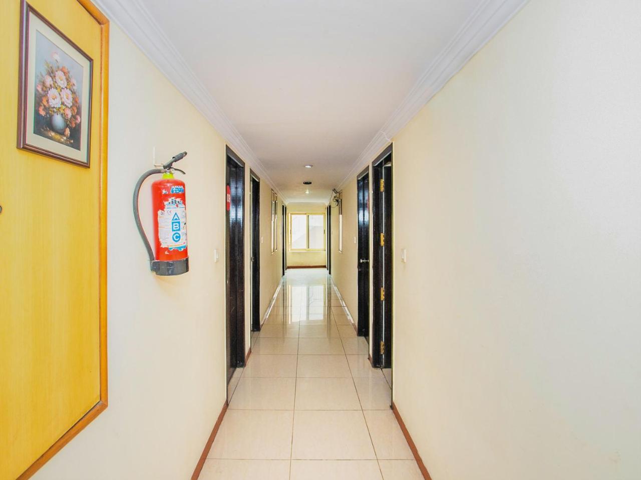 Oyo 649 Hotel Ajantha Trinity Inn Bangalore Bagian luar foto