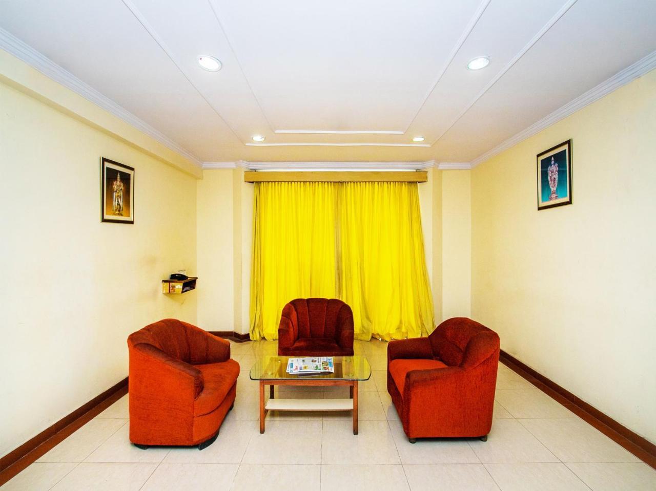 Oyo 649 Hotel Ajantha Trinity Inn Bangalore Bagian luar foto