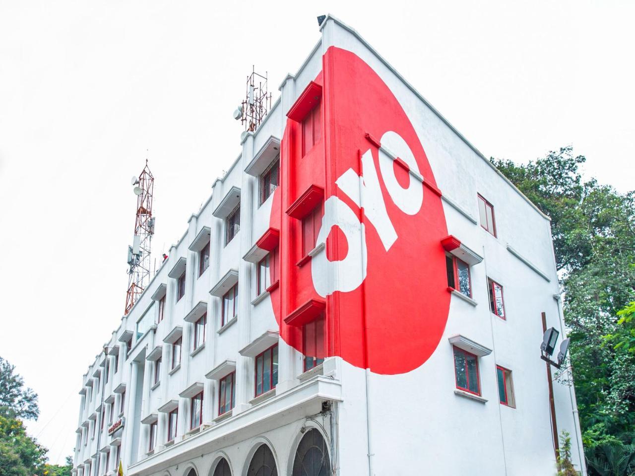 Oyo 649 Hotel Ajantha Trinity Inn Bangalore Bagian luar foto